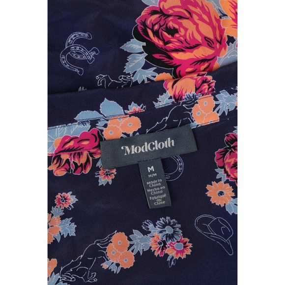 Sz M ModCloth Call It A Classic Silk Camp Collar Western Cowgirl Shirt GUC - Picture 6 of 6